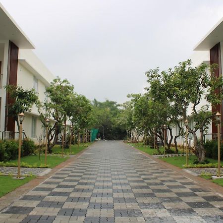 Esthell Village Resort Mahabalipuram Ngoại thất bức ảnh
